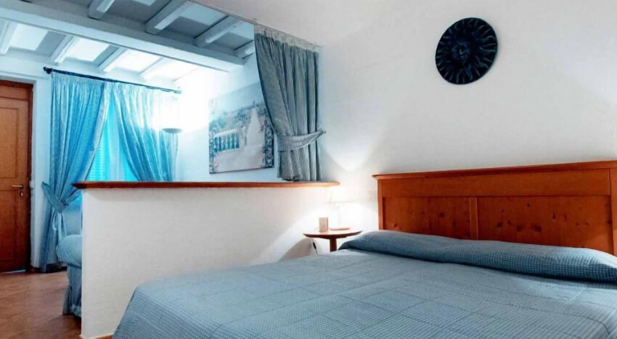 Hotel Oasi Di Kufra Sabaudia Esterno foto